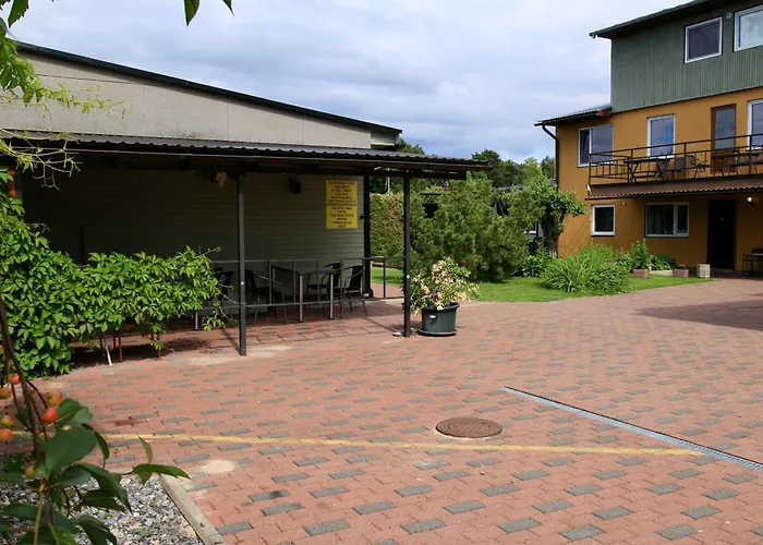 Guest house Manniku 3*